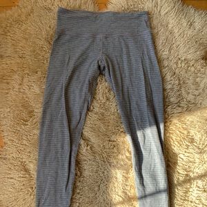 Gray Lulu leggings :)